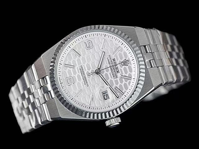 40mm Land Dweller 127334 White Dial Steel RL1194