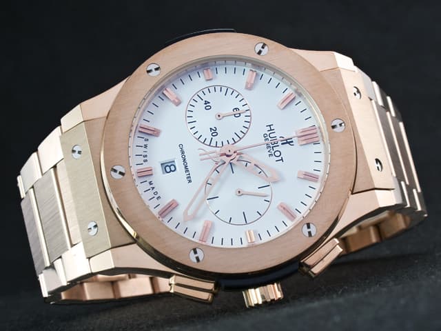 Rose Gold 42mm Classic Fusion Quartz Chronograph Steel White Dial HUB223