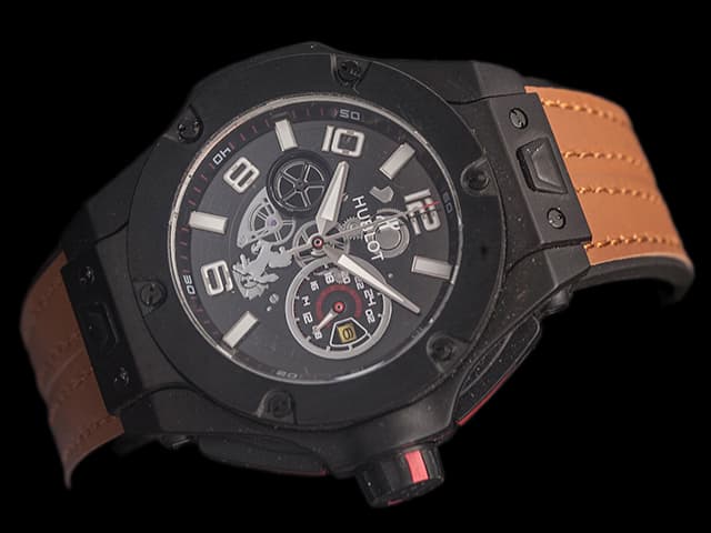 PVD 42mm Big Bang Ferrari Unico Rubber Strap Quartz Chronograph Black Dial HUB672