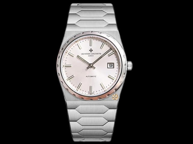 37mm Overseas Historiques 222 Re-Edition 4200 9015 Steel Automatic White Dial VC-24002