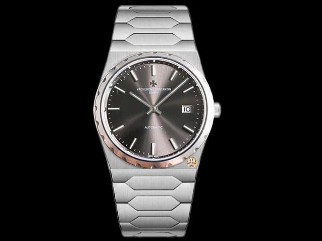 37mm Overseas Historiques 222 Re-Edition 4200 9015 Steel Automatic Grey Dial VC-24003