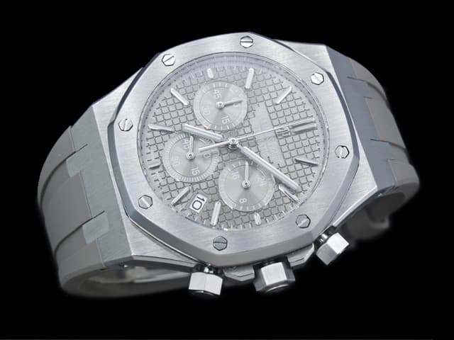 43mm Royal Oak Rubber Strap 26331 Quartz Chronograph Grey Dial AP693