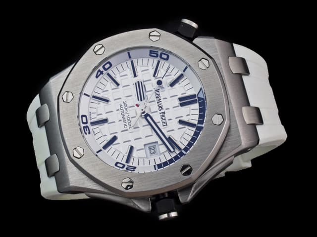 42mm Royal Oak Offshore Diver Rubber Strap 15703 Automaitc White Dial AP784