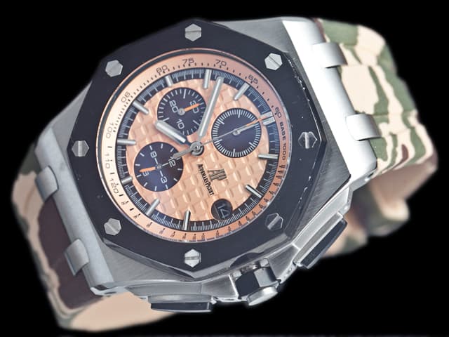 44mm Royal Oak Offshore Camo Rubber Strap 26400 Quartz Chronograph Gold Dial AP872