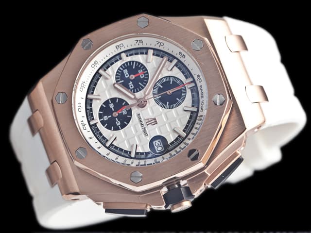 Rose Gold 44mm Royal Oak Offshore Rubber Strap 26408 Quartz White Dial AP882