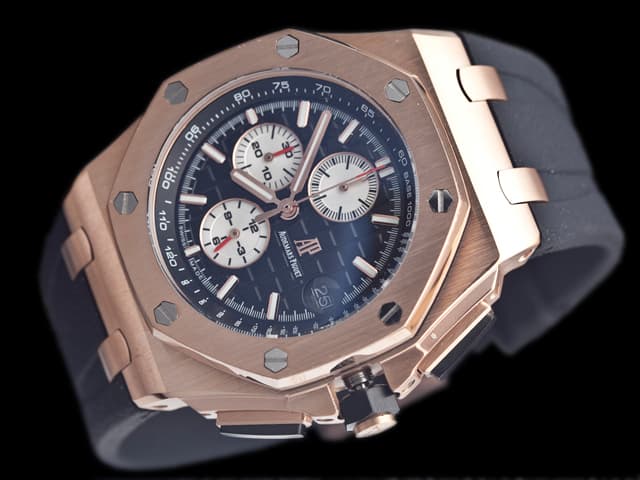 Rose Gold 44mm Royal Oak Offshore Rubber Strap 26408 Quartz Black Dial AP887