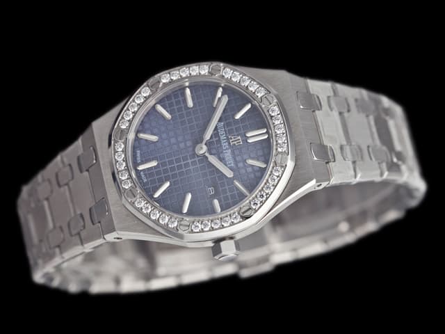 34mm Royal Oak Lady 77351 Steel Quartz Blue Dial AP897